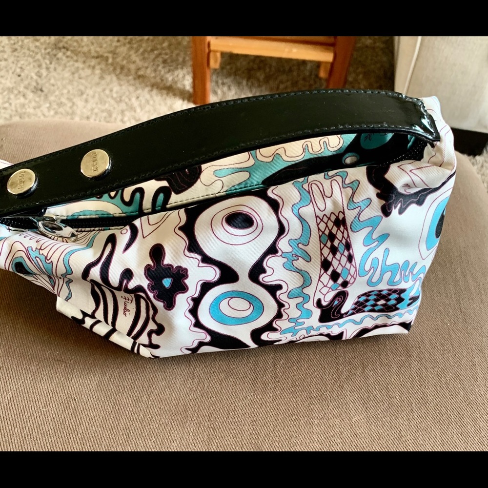 Emilio Pucci Pochette with patent leather handle